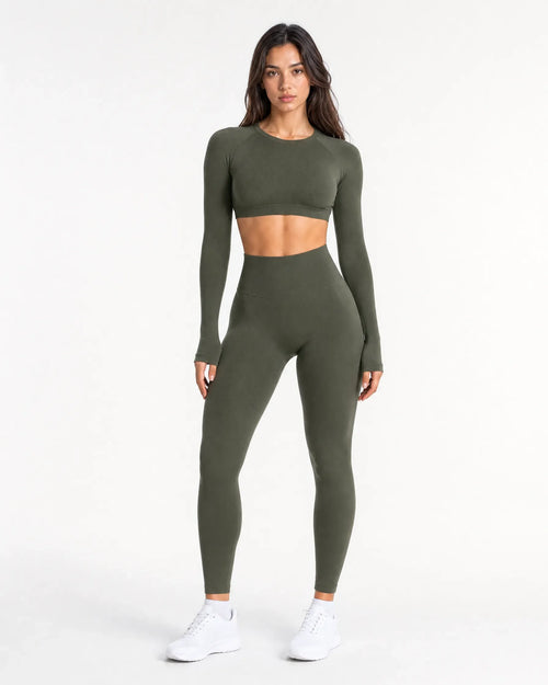 Balance Set — seamless two piece compression set, alternate view