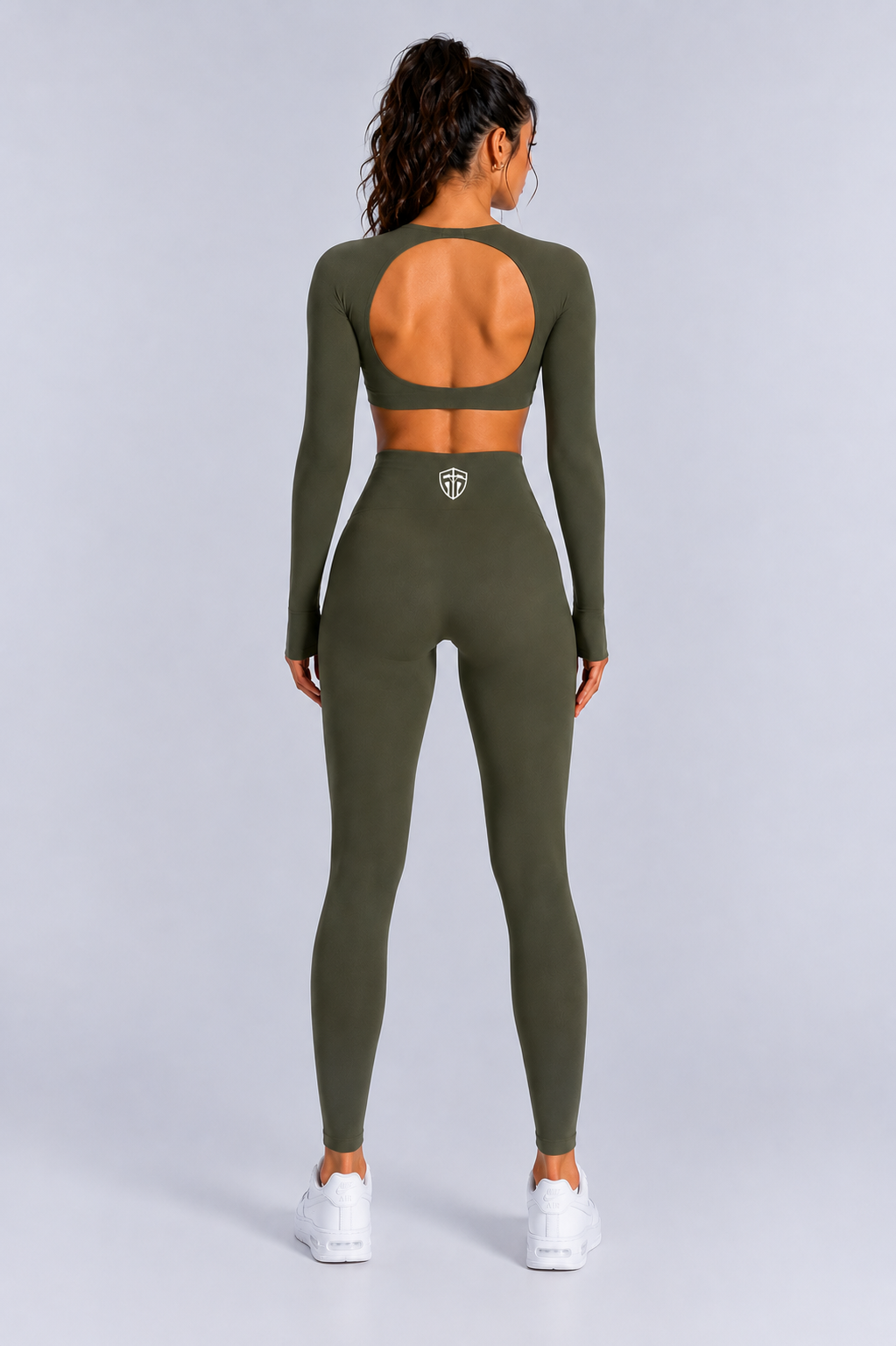 Balance Set — seamless compression set detail